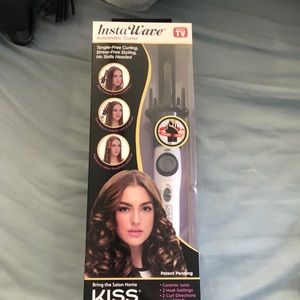 KISS Instawave
Automatic Hair Curler 1”